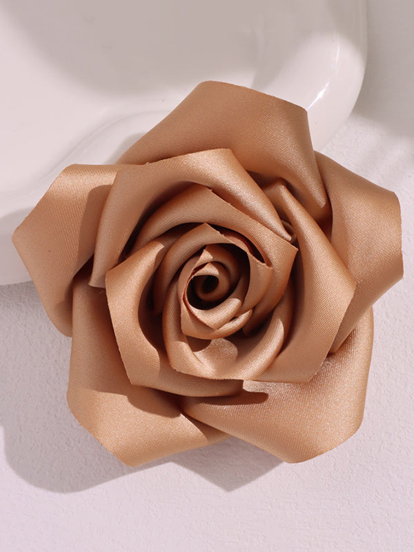 Three-Dimensional Flower Brooch Accessories