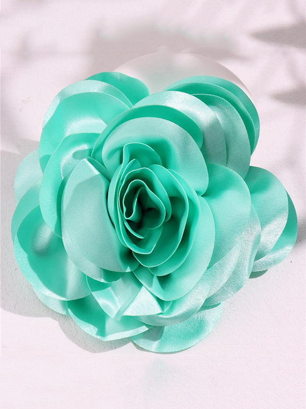 Three-Dimensional Flower Brooch Accessories