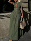 A-Line Sleeveless Pleated Pockets Solid Color Zipper Round-Neck Maxi Dresses
