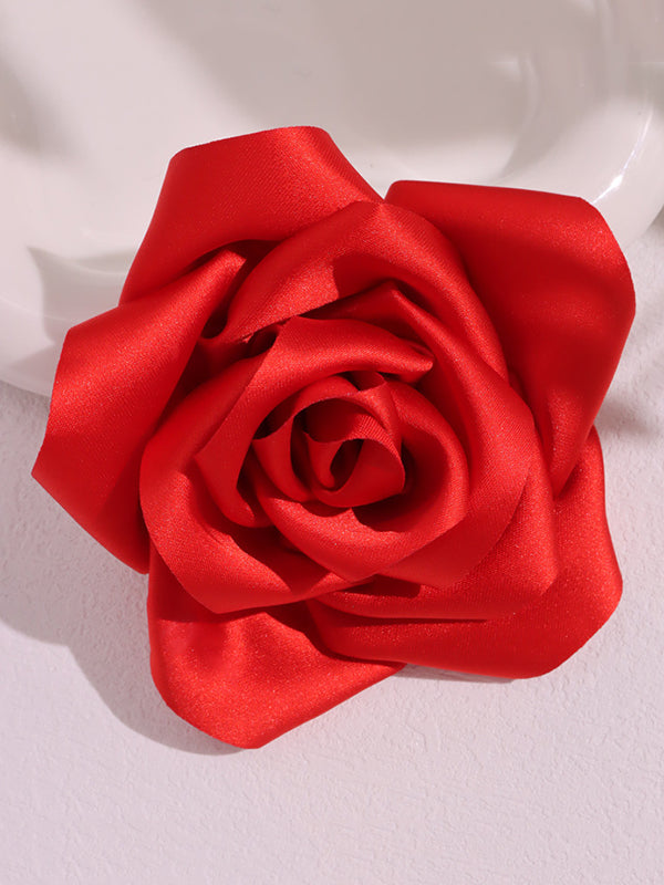 Three-Dimensional Flower Brooch Accessories