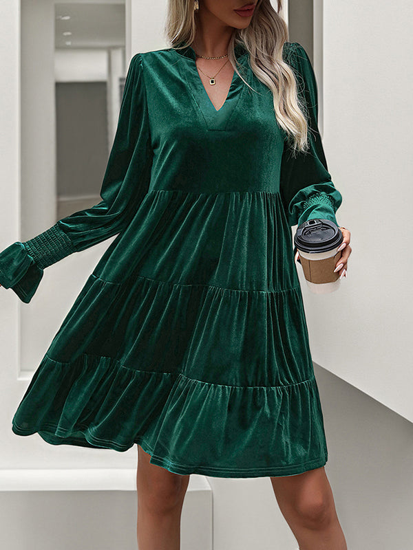 A-Line Long Sleeves Pleated Solid Color Velvet V-Neck Mini Dresses