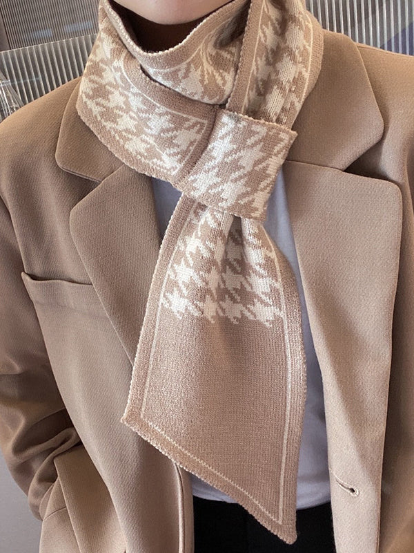 Houndstooth Split-Joint Scarf