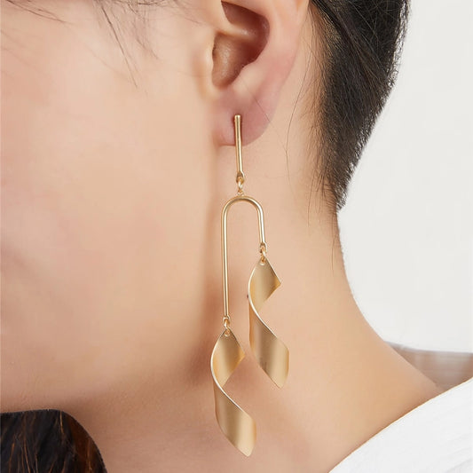 1 Pair Elegant Exaggerated Spiral Alloy Drop Earrings