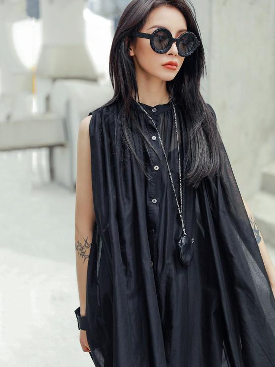 Simple Black Sleeveless See-through Long Dress