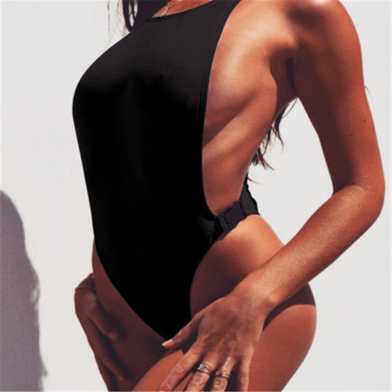 Conjoined strap buckle ONE-PIECE SWIMSUIT