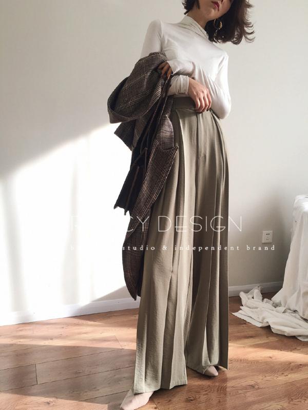 LOOSE WIDE LEG SOFT PANTS