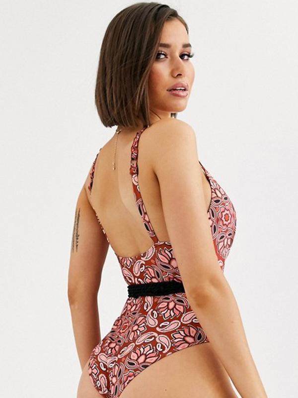 Spaghetti-Neck One-Piece Swimwear