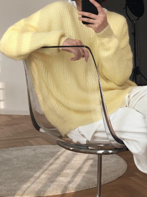 LOOSE SOLID MOHAIR SOFT-SKIN KNITTING SWEATER