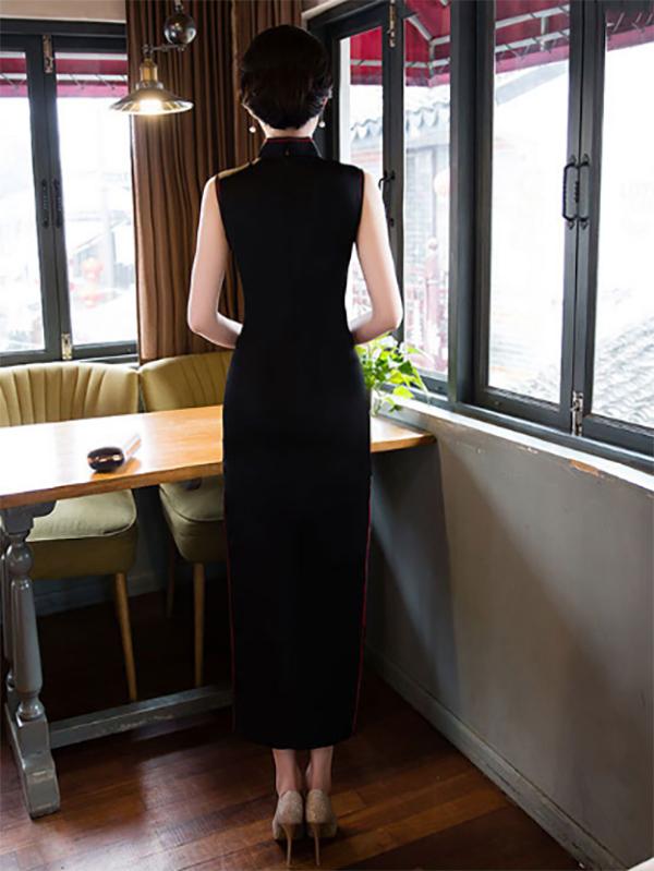 Black Hollow Embroidered Stand-collar Long Cheongsam