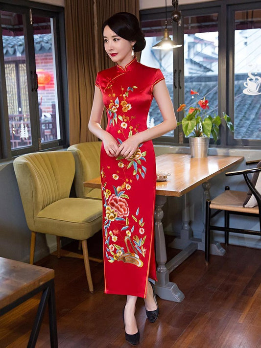 Red Embroidery Side Split Long Cheongsam