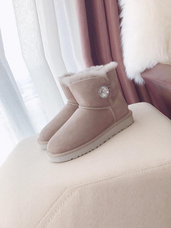 Waterproof Anti-Fouling Artificial Leather Flat Bottom Wool Uggs