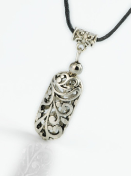 Vintage Sliver Hollow Carving Necklaces Accessories