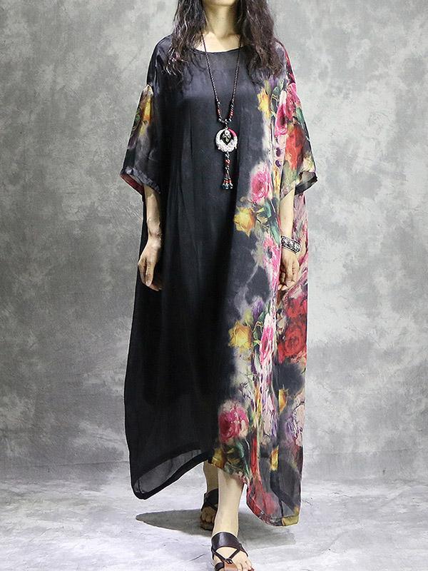 Long Retro Dress in Black Color with Floral Print