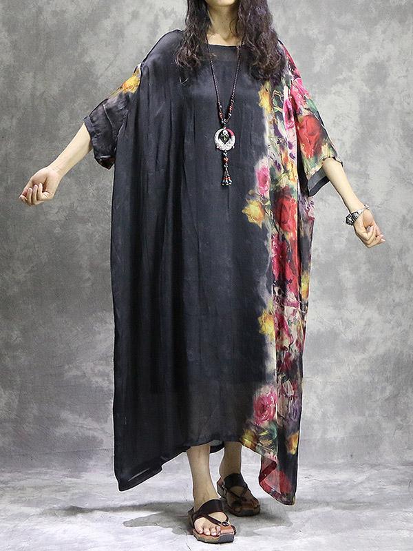 Long Retro Dress in Black Color with Floral Print