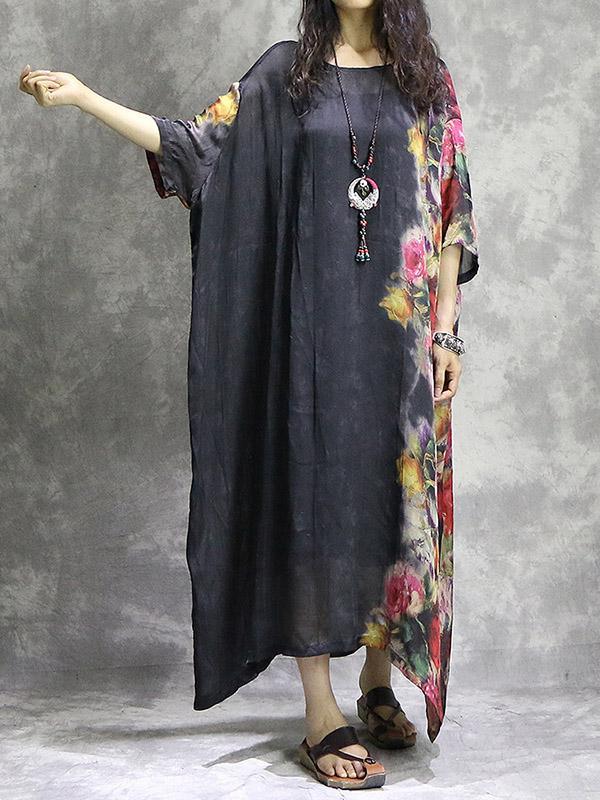 Long Retro Dress in Black Color with Floral Print