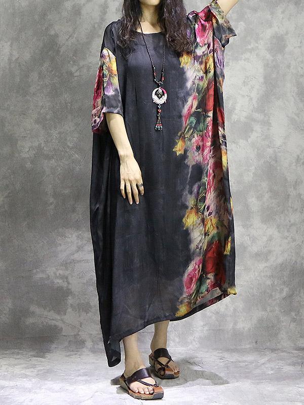 Long Retro Dress in Black Color with Floral Print