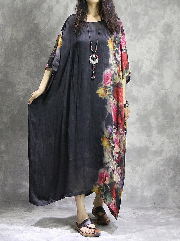 Long Retro Dress in Black Color with Floral Print