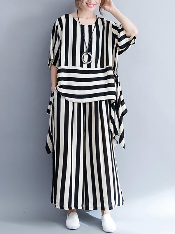 Fashion Combo Suit from T-shirt and Pants in White and Black Stripes