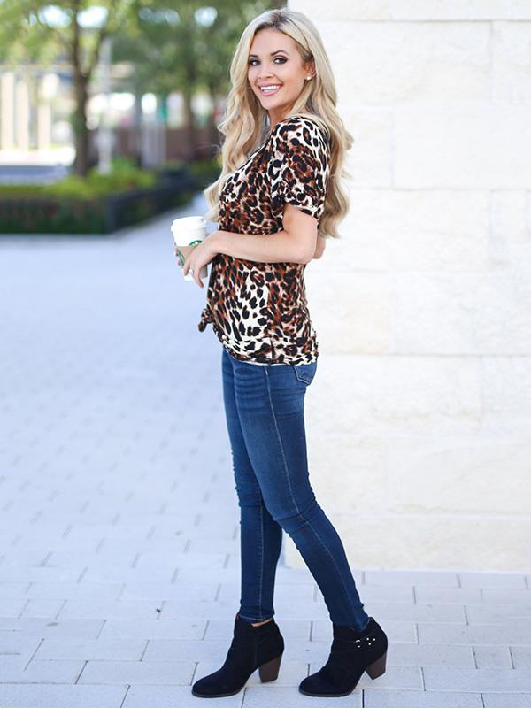 Leopard Printed T-shirt Top