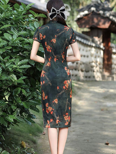 Vintage Silk Split-Side Floral Printed Stand Collar Short Sleeves Cheongsams