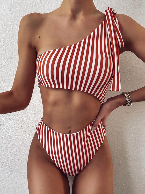 One-Shoulder Hollow One-Piece Swimwear