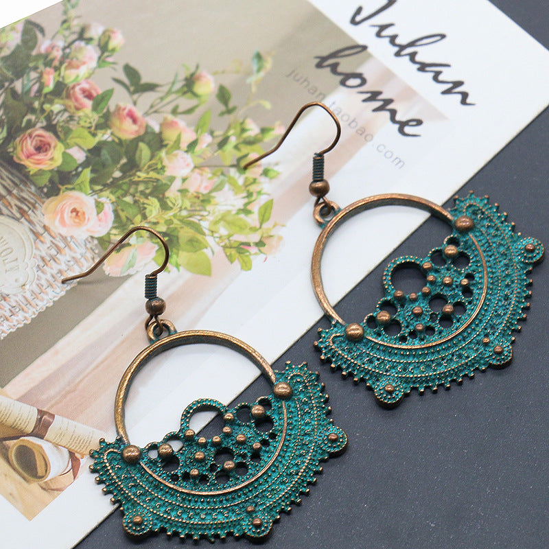 Retro green earrings earrings