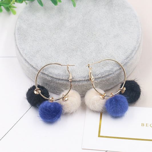 Gold large circle alloy wool ball earrings