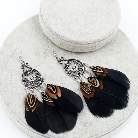 Feather fringed earrings with water drop-shaped Diamond Earrings