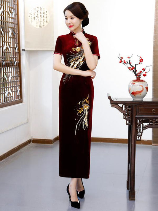 Gracious Beaded Split-side Pleuche Cheongsam