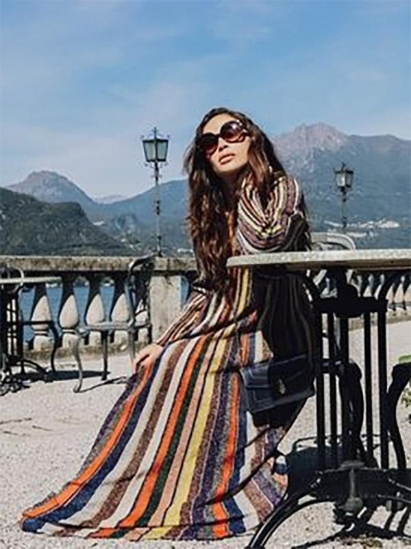 Fashion Long Dress in Colorful Stripes with Long Sleeves