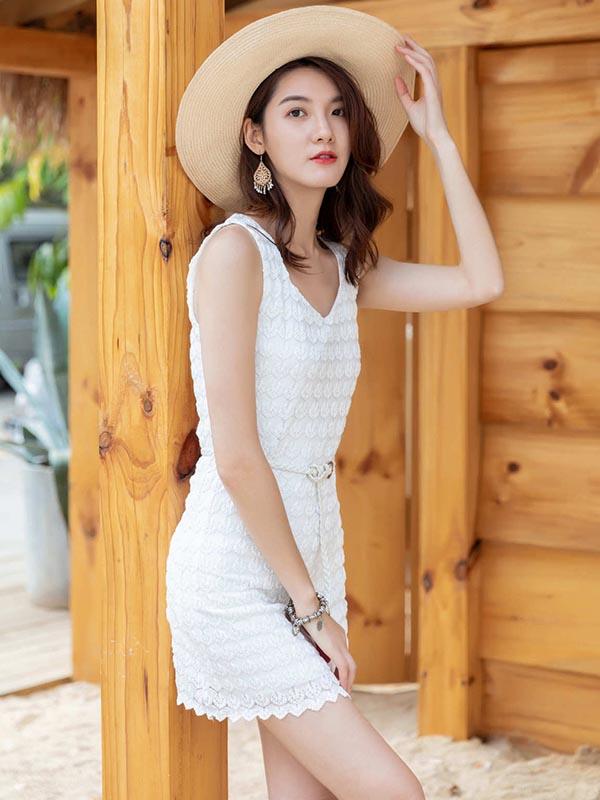 Sleeveless V-neck High Waist Hollow Lace Midi/Mini Dress