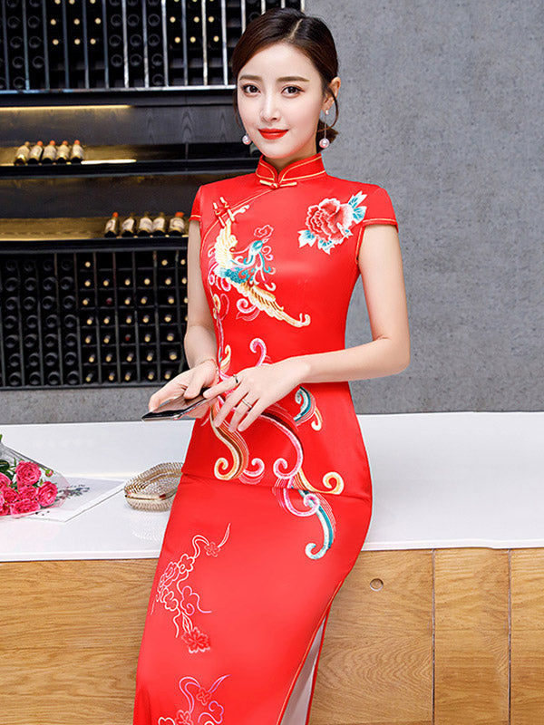 Red Split-Side Banquet Short Sleeve Long Cheongsams