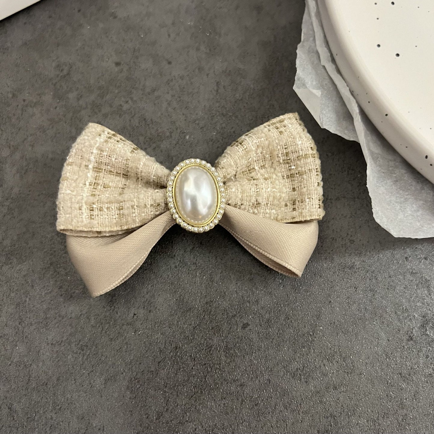 Pearl bow Hair Clips