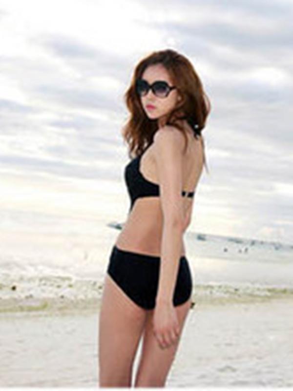 Backless Halter-neck One-piece Swimwear