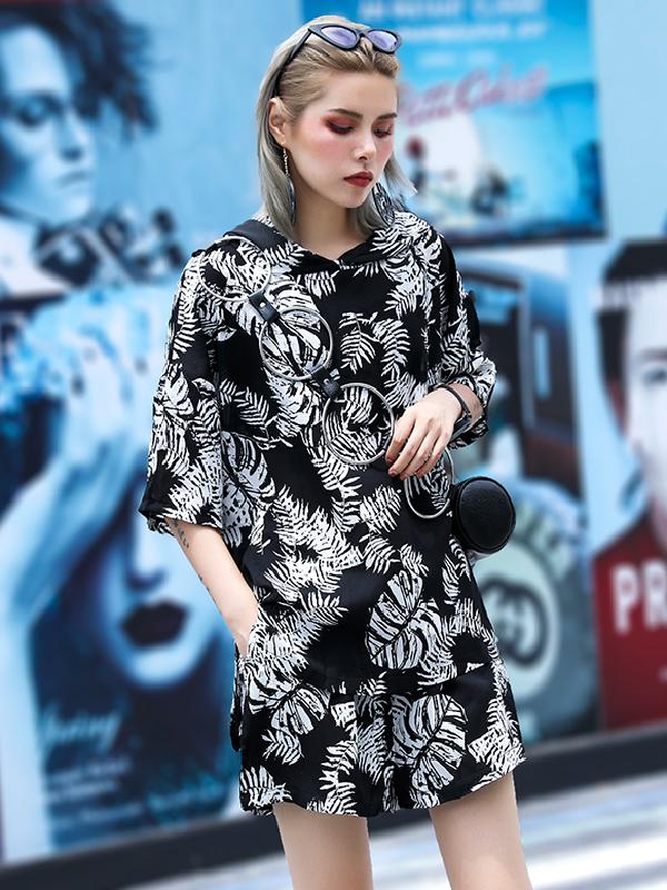 Loose Hooded Floral Printed T-shirt And Shorts Suits