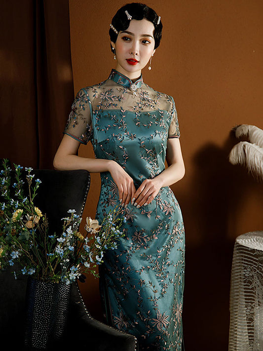 Vintage Tie-Dyed Hollow Beaded Split-Side Stand Collar Silk Cheongsam