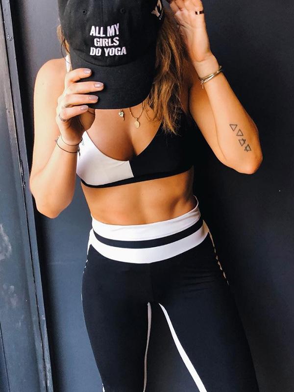 Two Tone Sports Bra And High Waist Leggings Yoga Suits