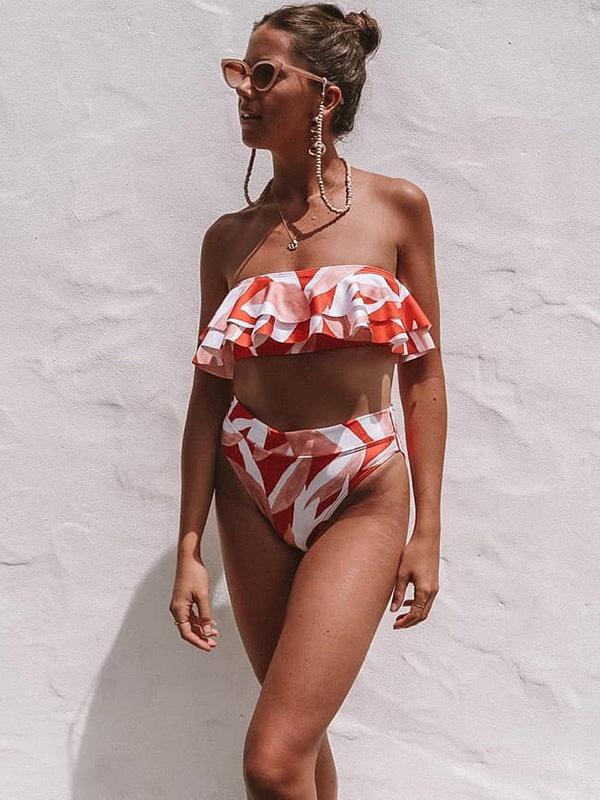 Geometry Of The Printing Ruffled Bikini Swimsuit